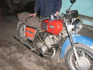 В Хакасии подросток упал с мотоцикла